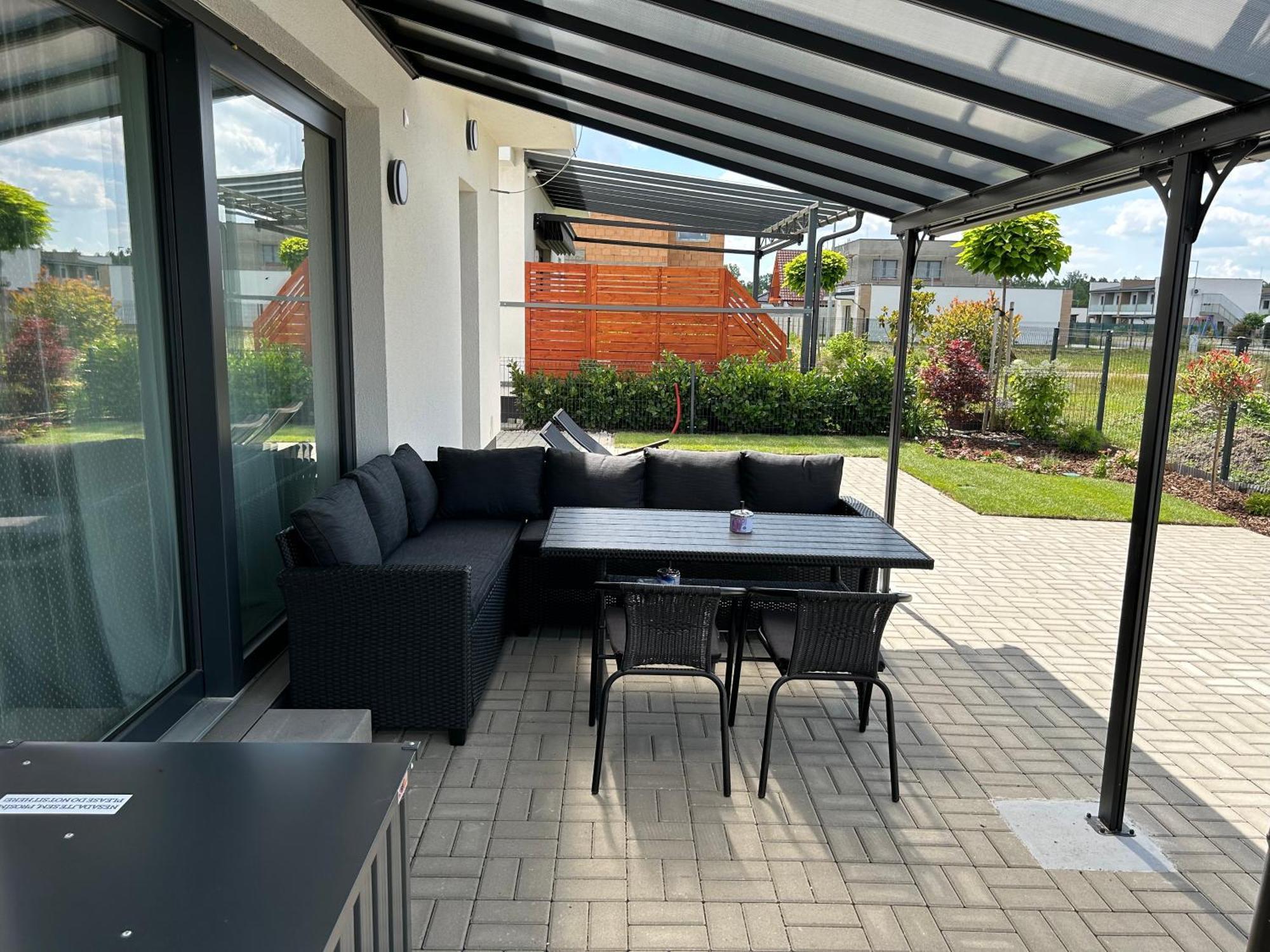 Apartman Zuzana Nesvady Exterior foto